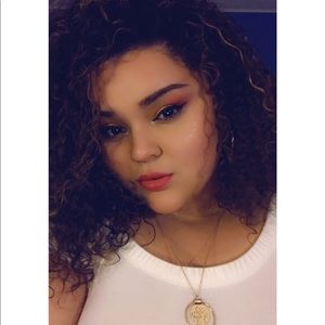 Meet your Posher, Destiny